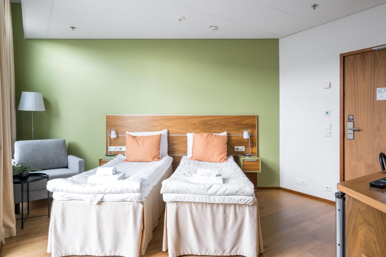 Hiisi Hotel Helsinki Jaetkaesaari 外观 照片