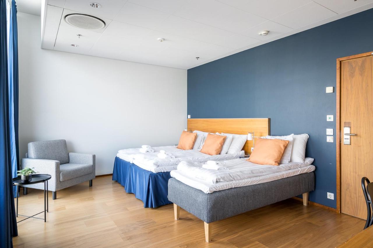 Hiisi Hotel Helsinki Jaetkaesaari 外观 照片