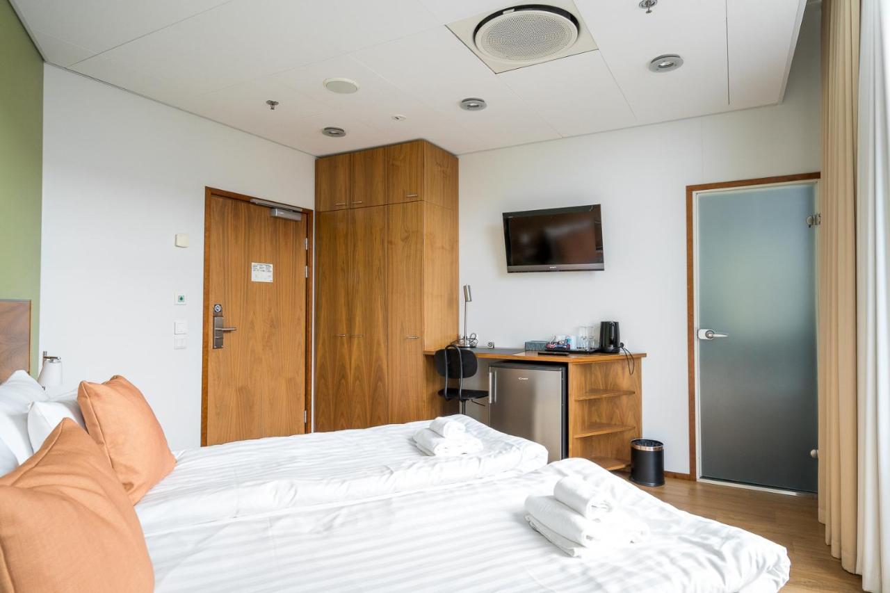 Hiisi Hotel Helsinki Jaetkaesaari 外观 照片