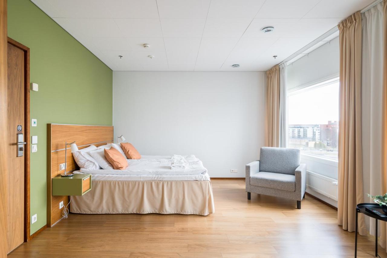 Hiisi Hotel Helsinki Jaetkaesaari 外观 照片