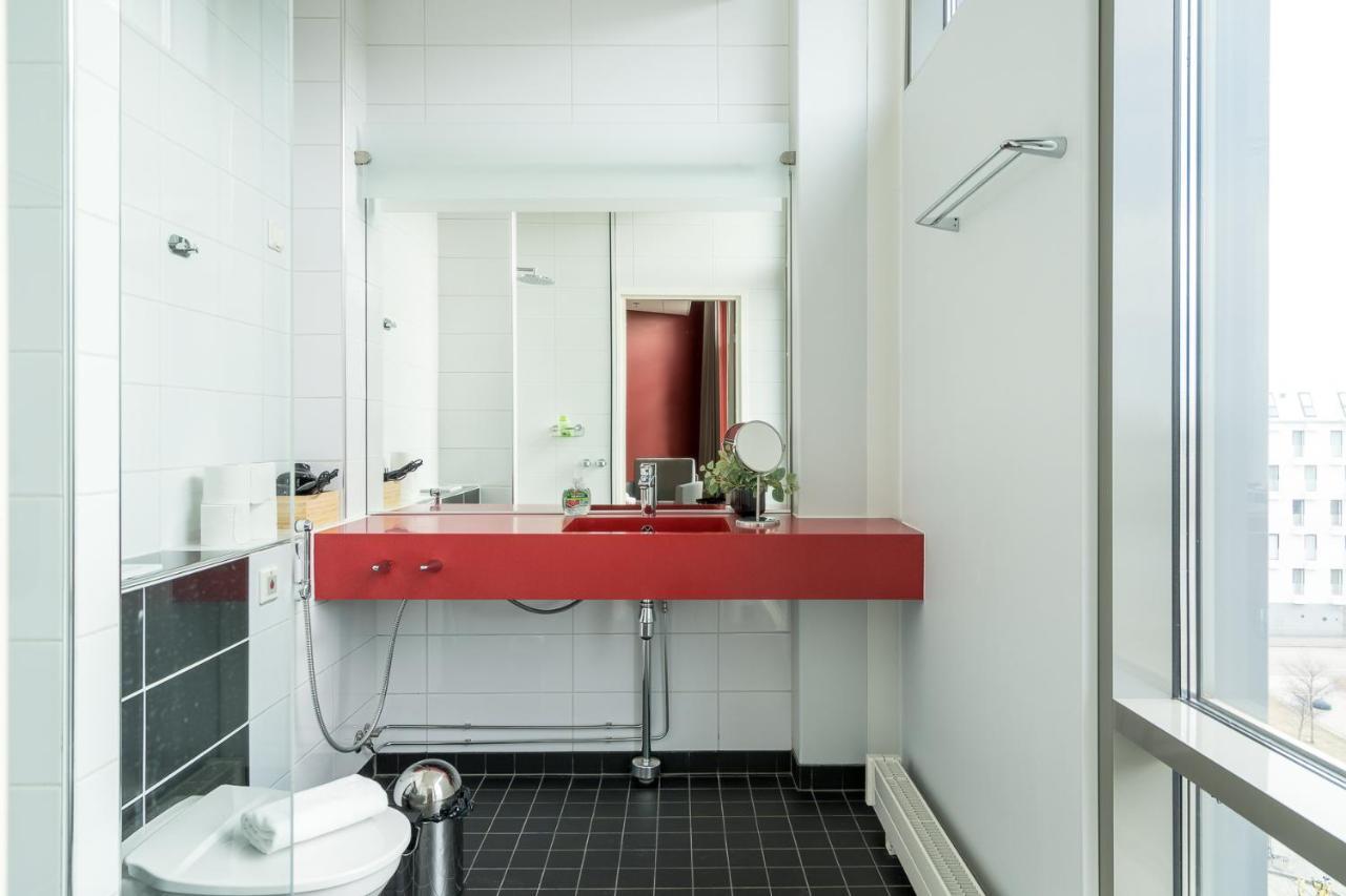 Hiisi Hotel Helsinki Jaetkaesaari 外观 照片