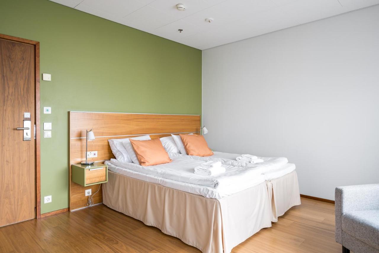 Hiisi Hotel Helsinki Jaetkaesaari 外观 照片