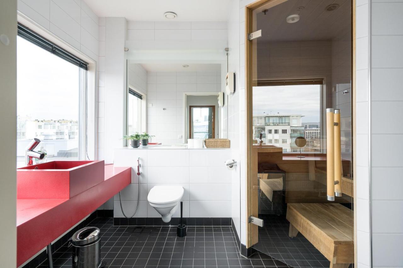 Hiisi Hotel Helsinki Jaetkaesaari 外观 照片