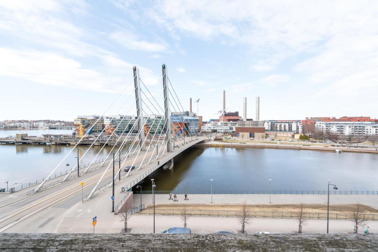 Hiisi Hotel Helsinki Jaetkaesaari 外观 照片