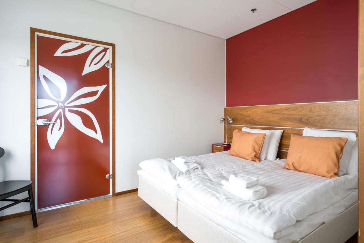 Hiisi Hotel Helsinki Jaetkaesaari 外观 照片